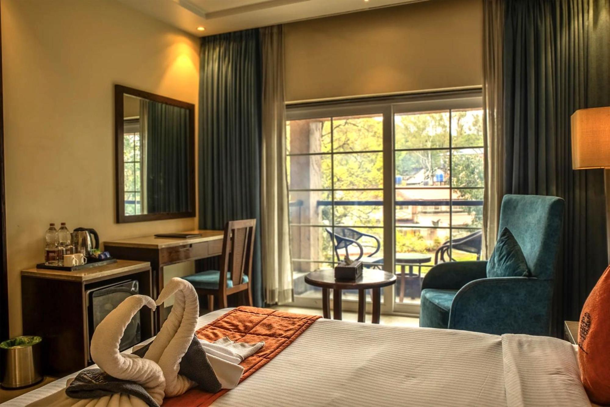 Basilica Resort - Where Luxury Redefines Махабалешвар Экстерьер фото